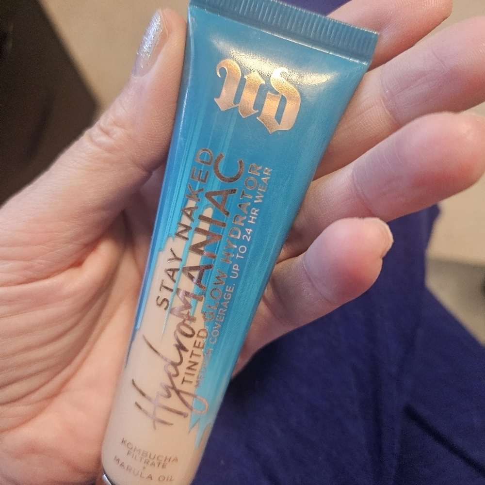 Urban Decay Hydromaniac Tinted Glow Hydrator - Shade 30 LIGHT